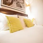 Malaver Suite