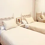 Vivienda Junto A La Feria De Sevilla