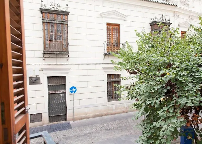 Modern & Nice Apartment. Old Town. Private Parking