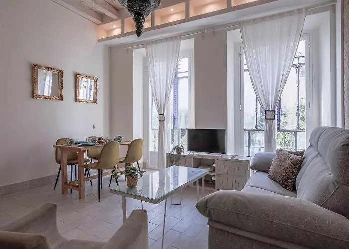 Julio Cesar Gran Apartamento De Lujo En El Centro De Sevilla
