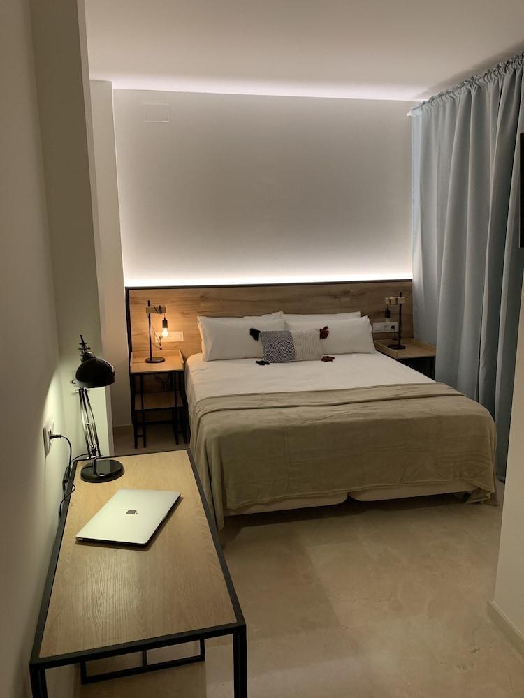 Sweet 3* Seville