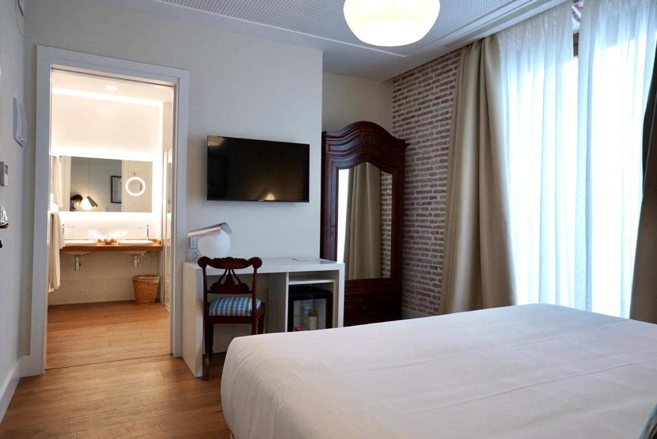Amadeus Hotel Seville