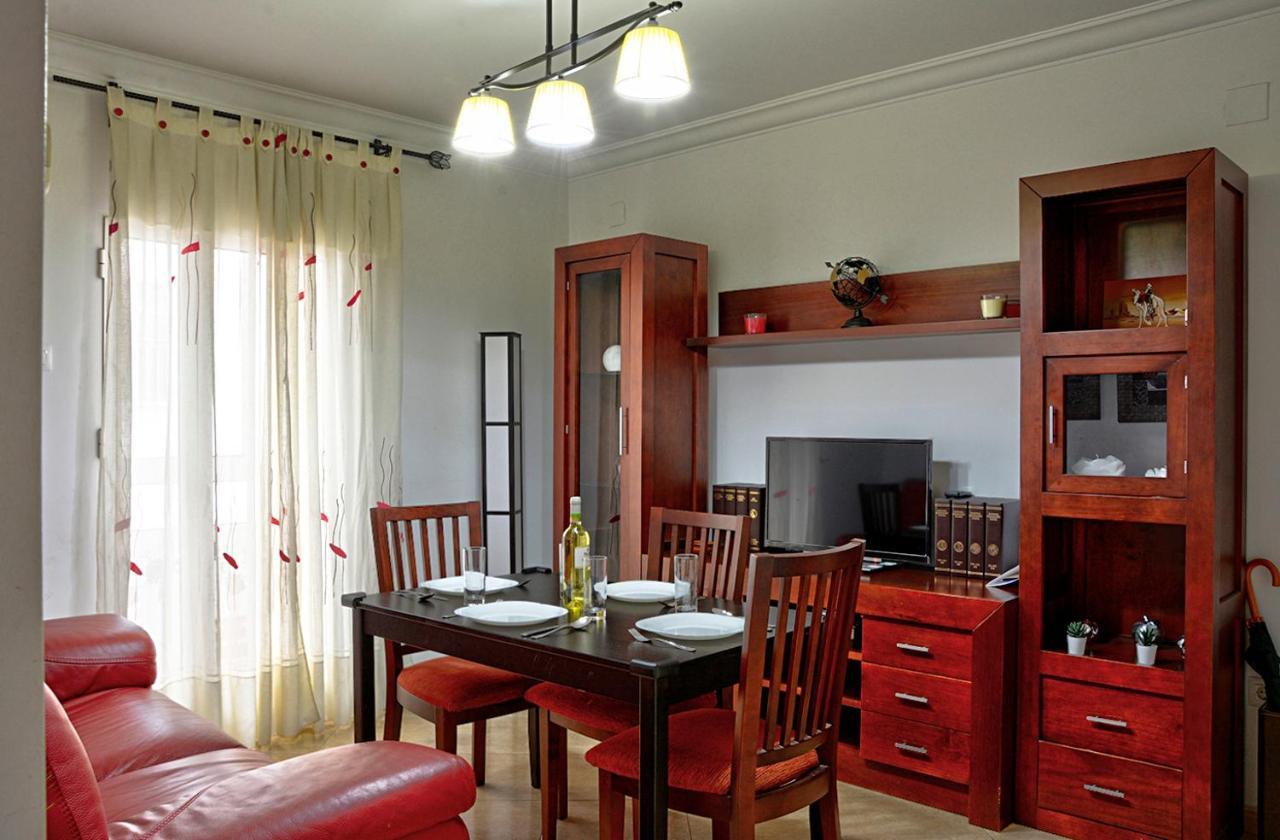 CheckINN - Apartamento de 3 dormitorios en Triana