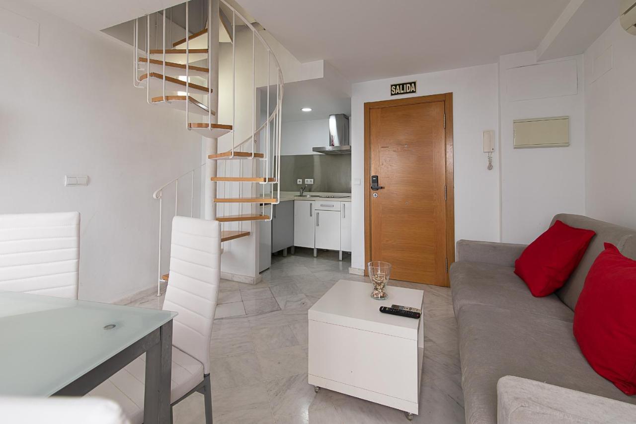 Apartment Reservaloen Mariano De Cavia Seville