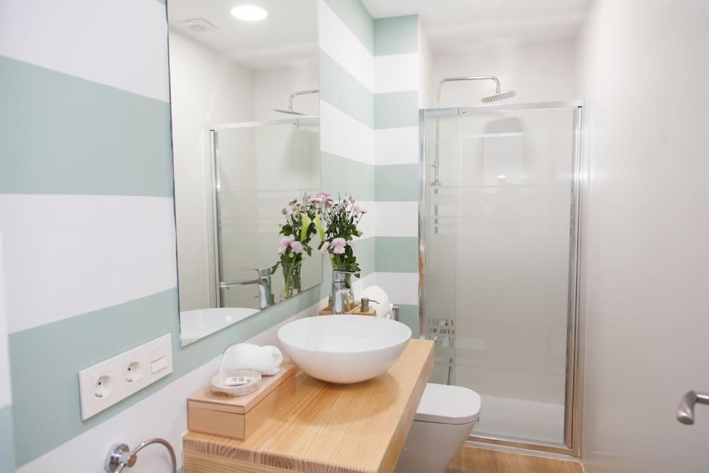 Modern & Apartment. Old Town. Private Parking Apartamento Sevilla