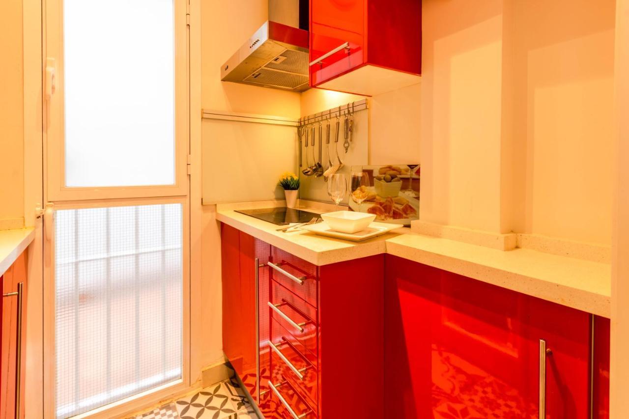 Pedro Nino Eleven Suites Apartment