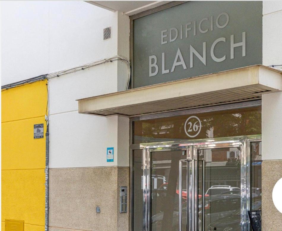 Exclusivo Duplex Con Terraza En *