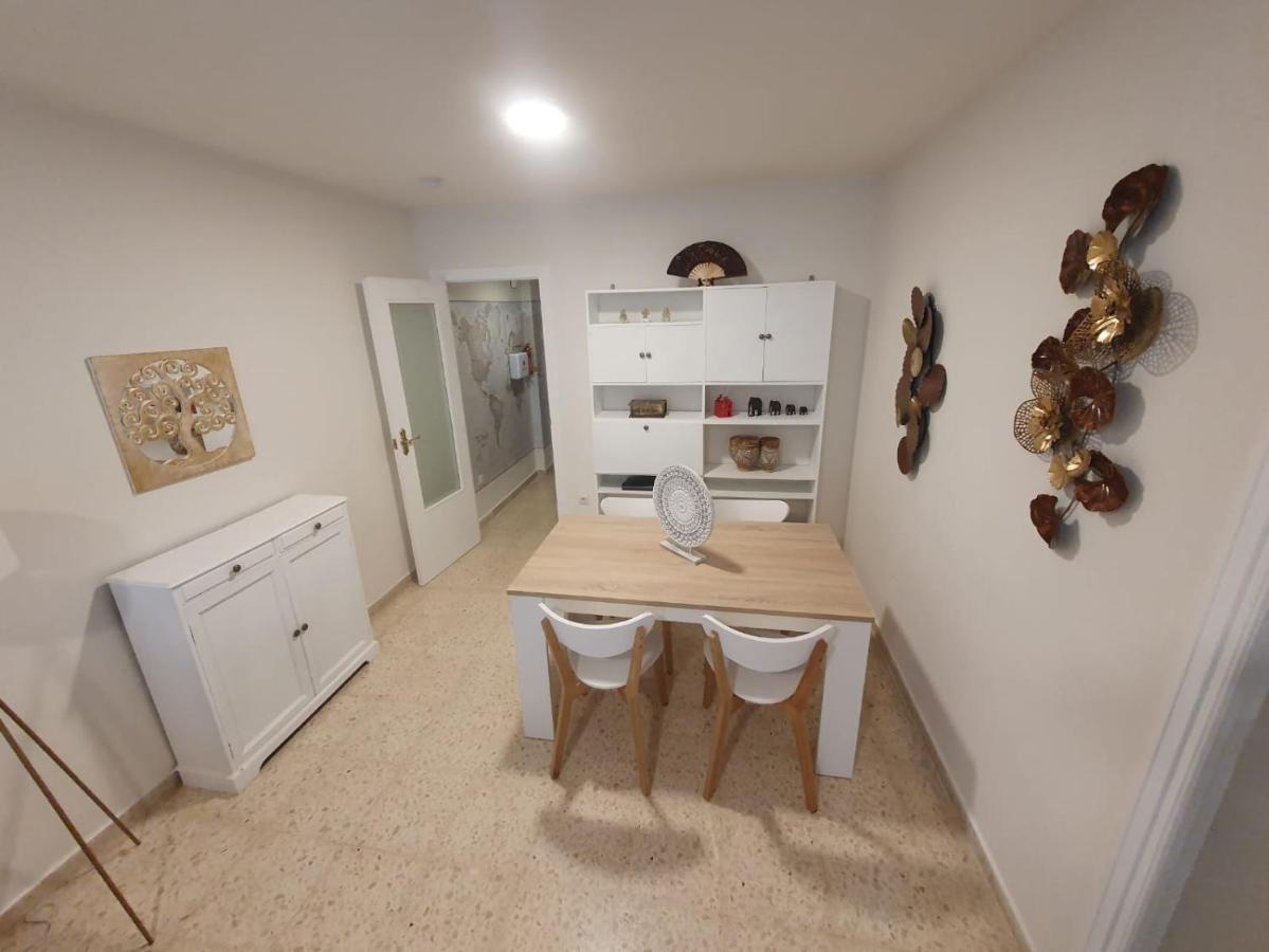 La Maestra De Triana Apartment