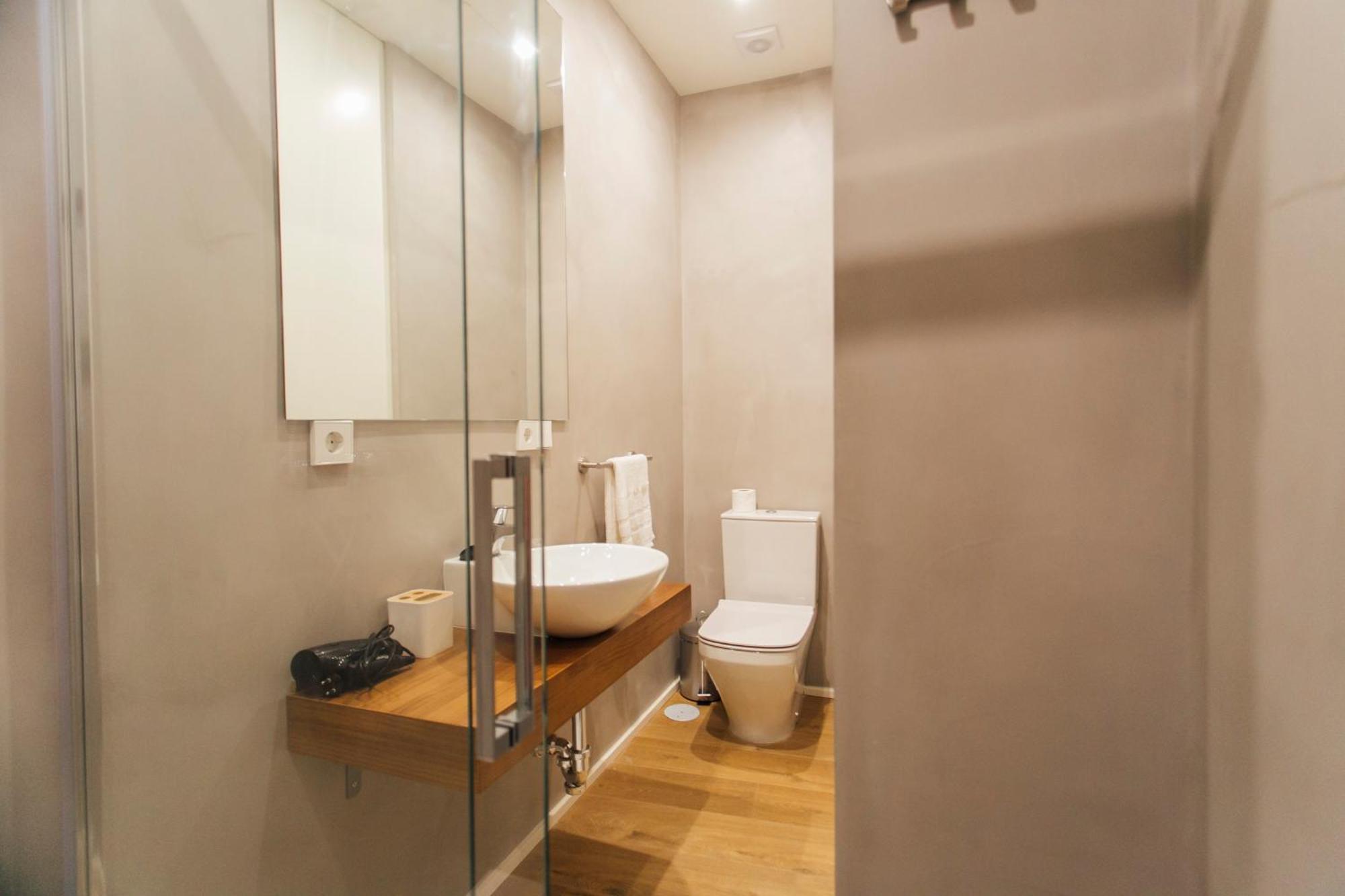 Cozy And Modern- 2bd 1bth - Setas