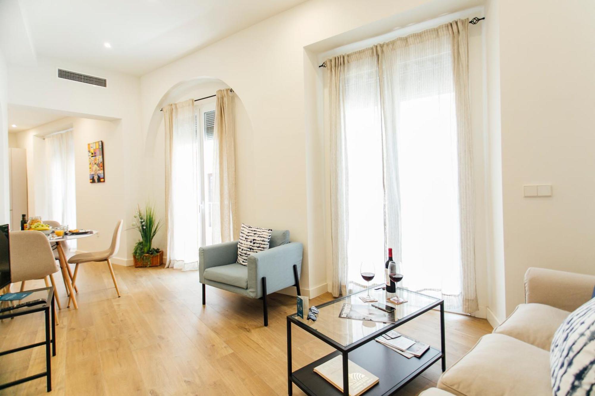Apartment Cozy And Modern- 2bd 1bth - Setas