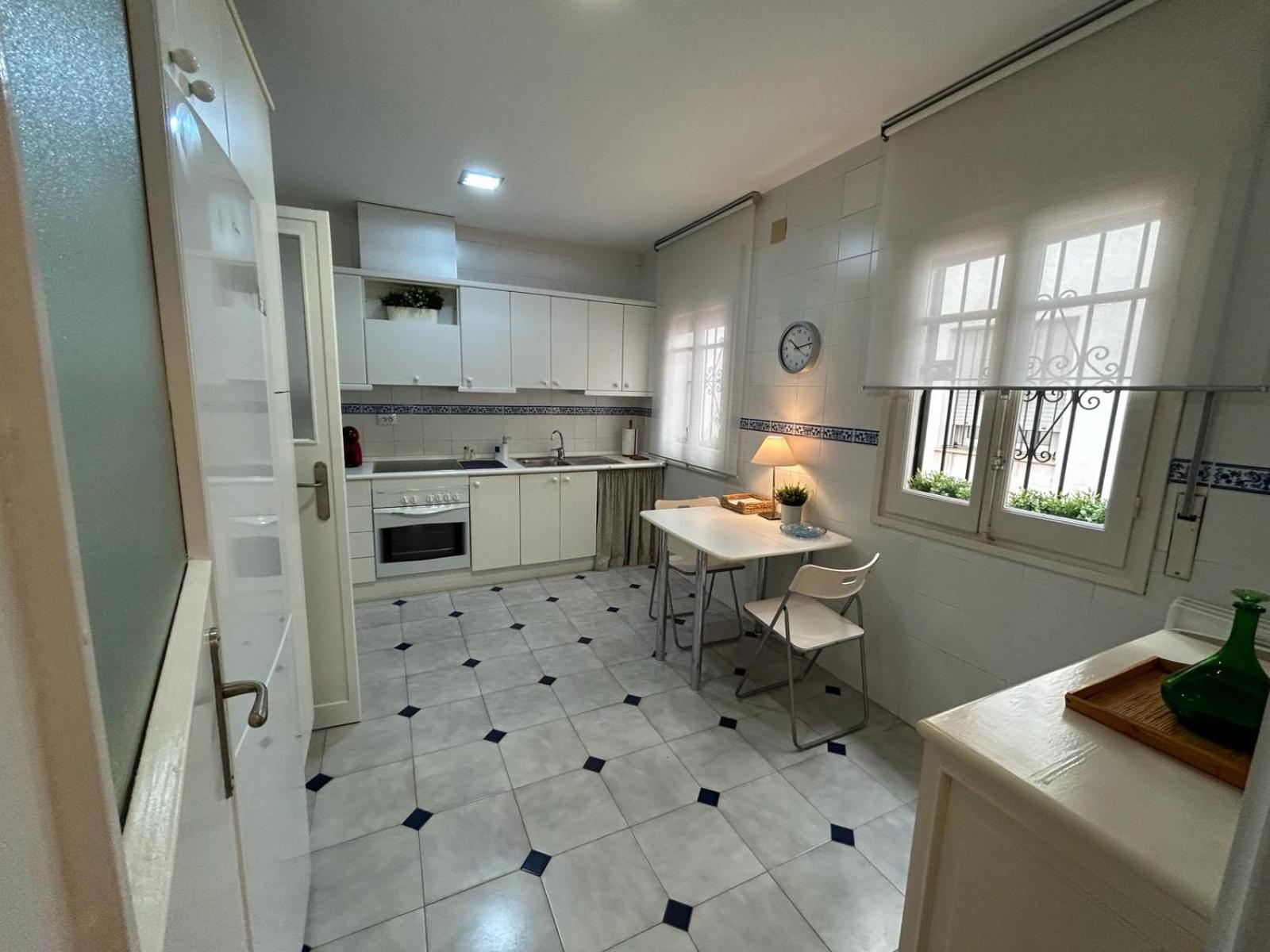 2 Bedroom By Guadalquivir River *