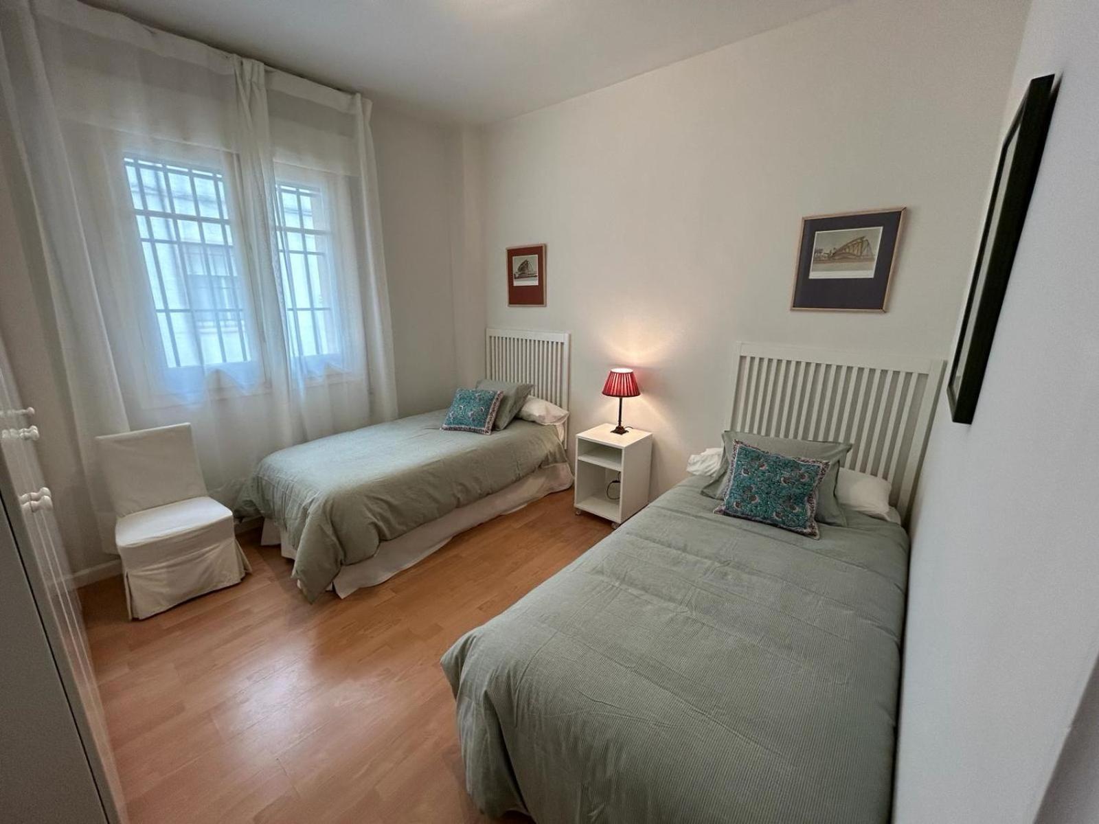 2 Bedroom By Guadalquivir River Apartment *