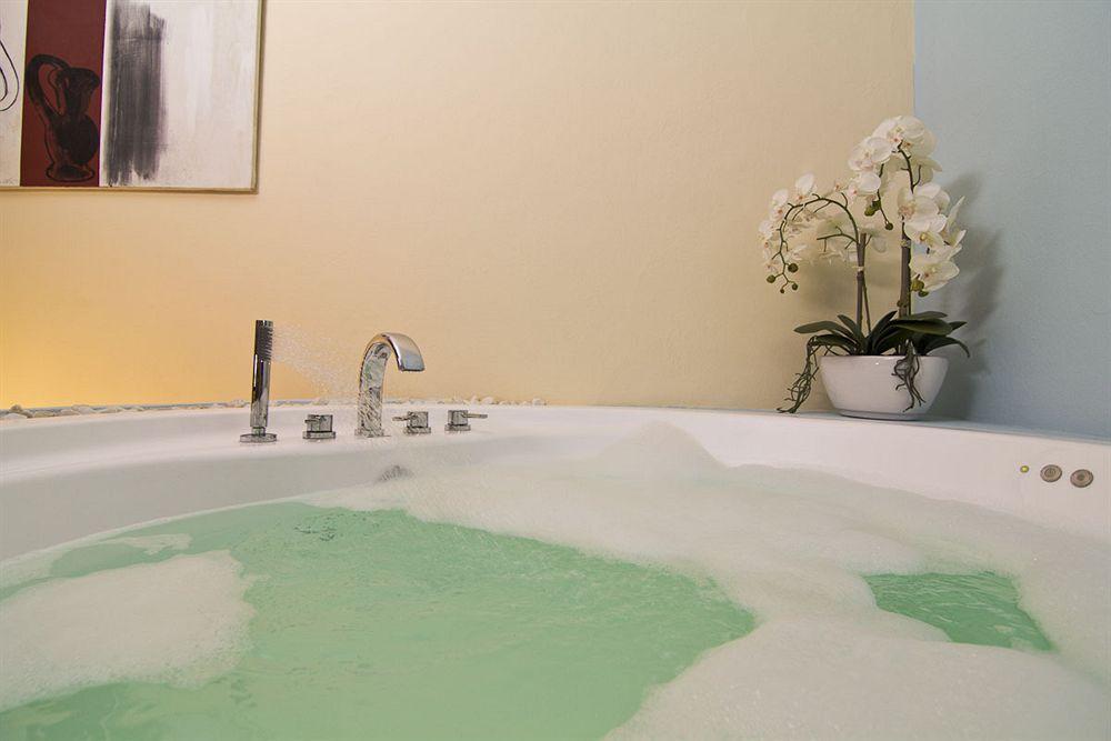 Guest house Charming Espacio Azahar Seville