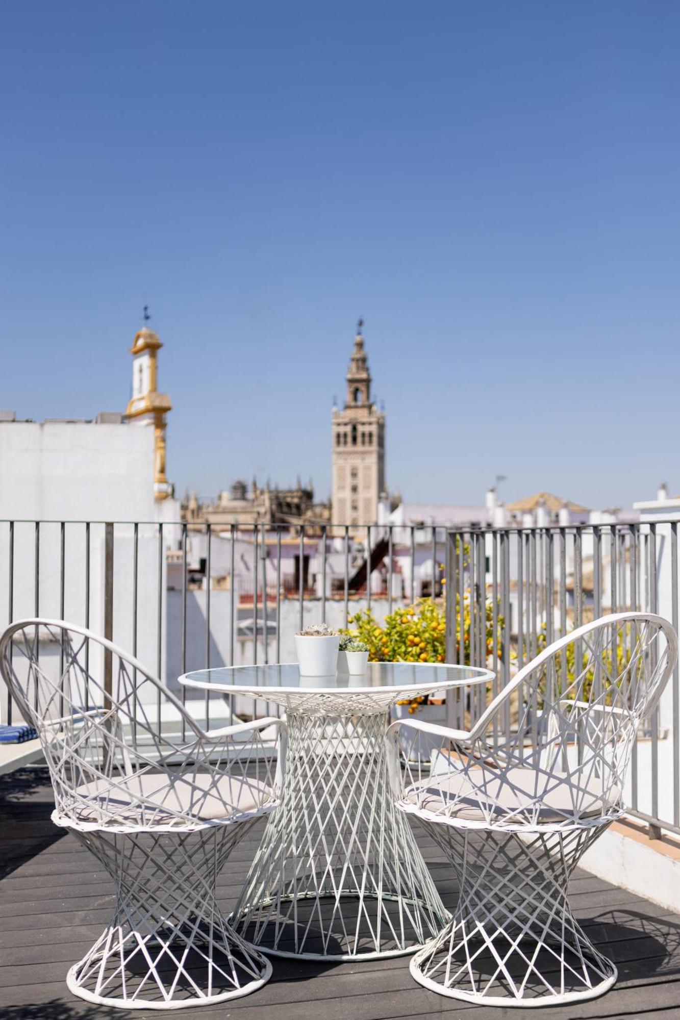Amadeus 4* Seville