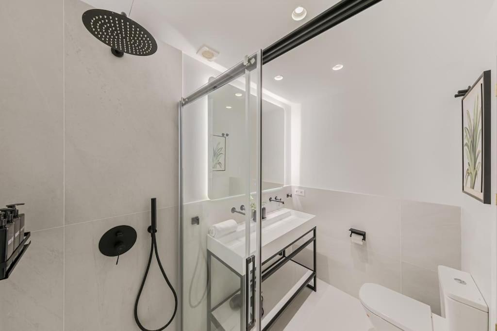 Apartment Isg O'donnell 2-2-free Parking *