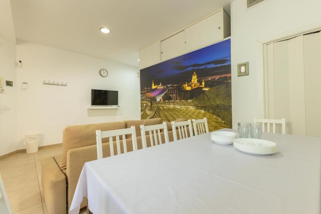 Plaza Nueva By Valcambre Apartment Seville