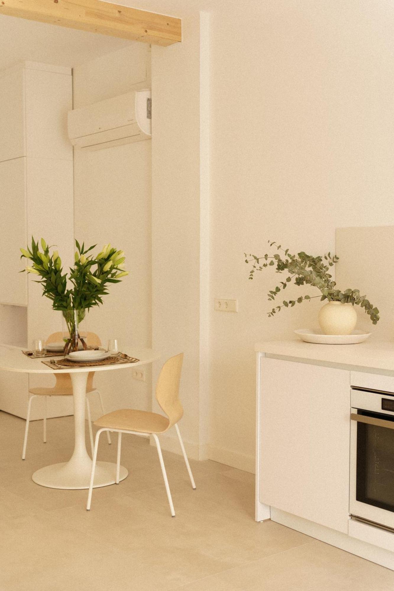 Luca Oliva Homes Riverside Apartment