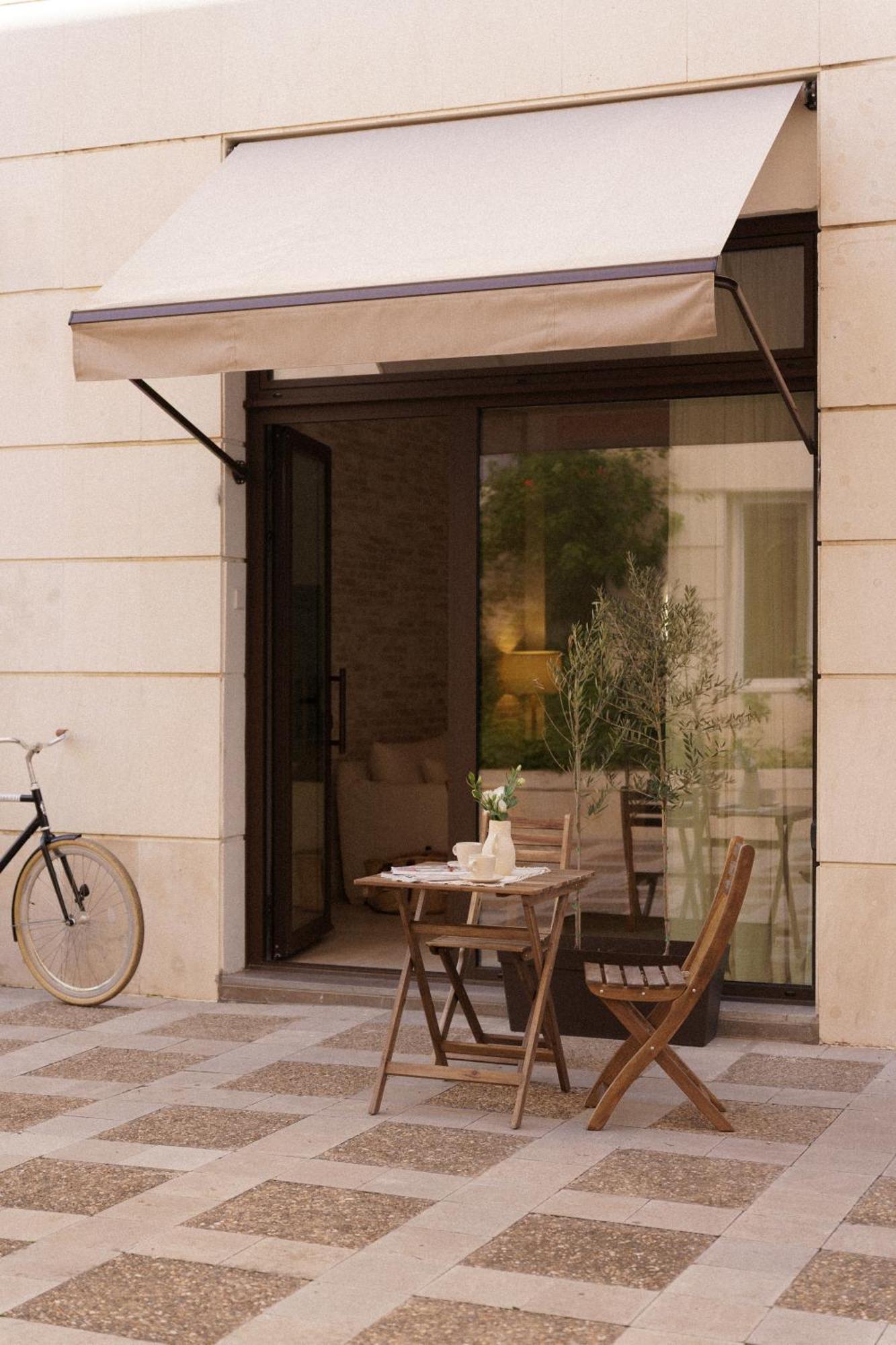 Luca Oliva Homes Riverside *