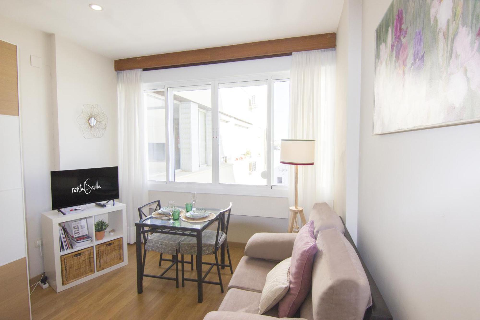 Rentalsevilla Emblemático En La Campana Apartamento Sevilla