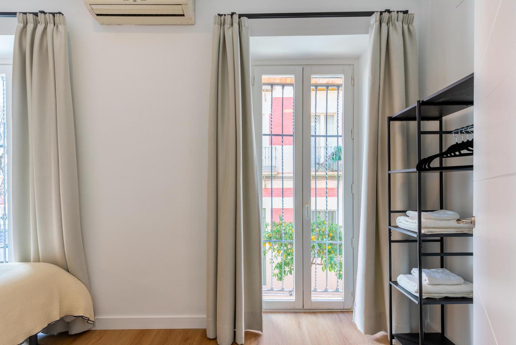 G4 Brand New San Bernardo Terraza * Seville