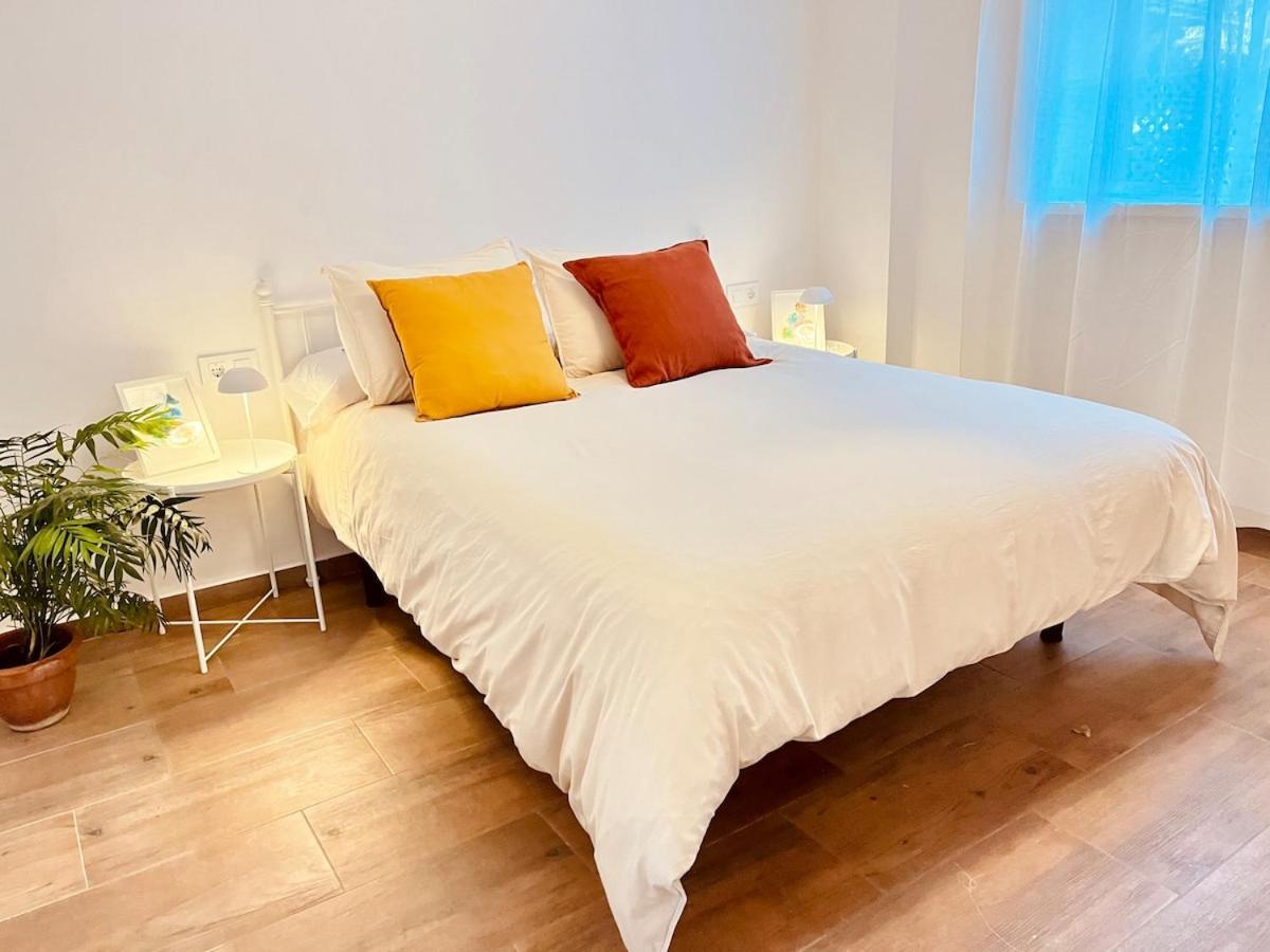 Apartment Vivienda Junto A La Feria De *