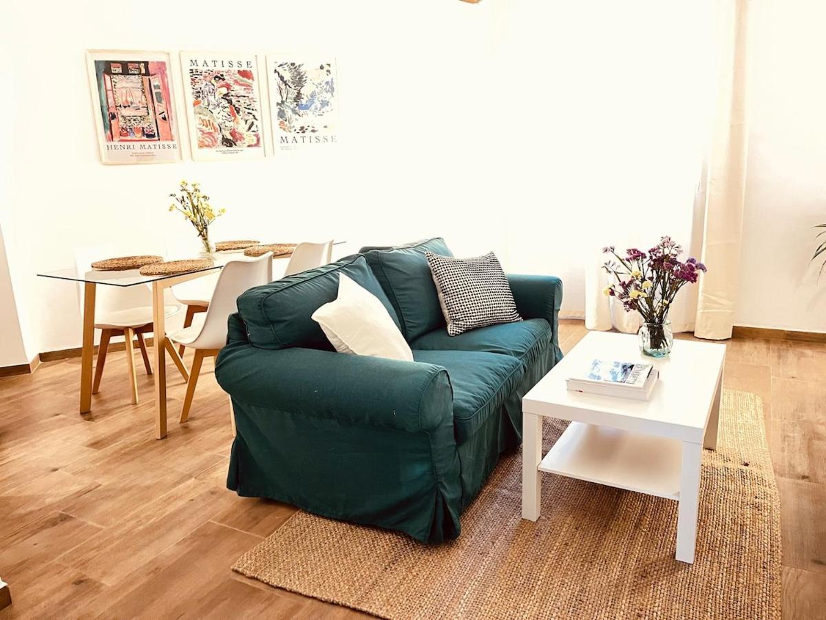 Apartment Vivienda Junto A La Feria De