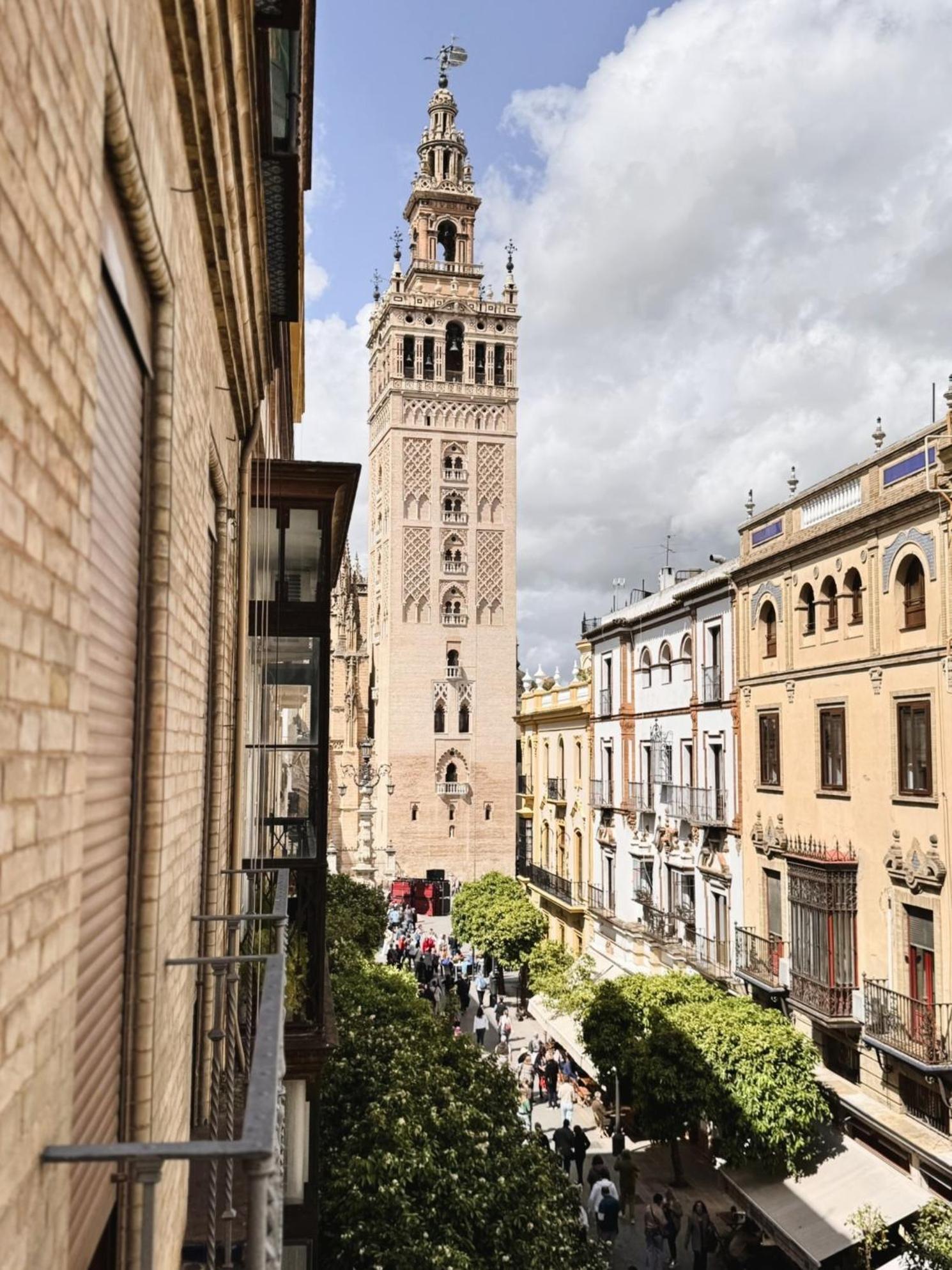Apartment B Elegant & With Unique Views Seville