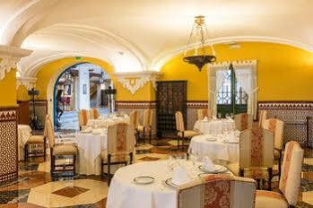 Tryp Macarena Seville