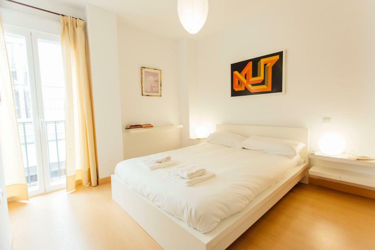 Bright And Wide 1bd 2bth- Jose Gestoso