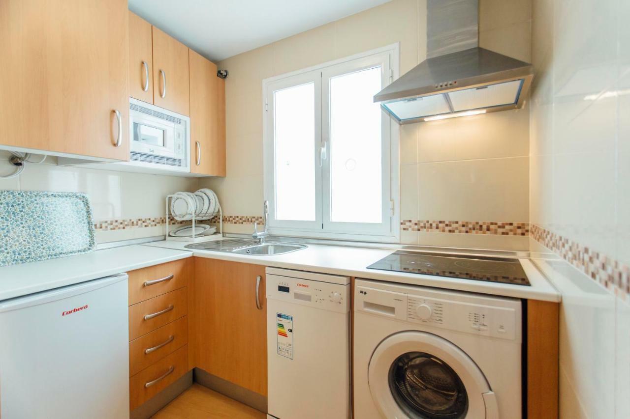 Bright And Wide 1bd 2bth- Jose Gestoso Apartment *