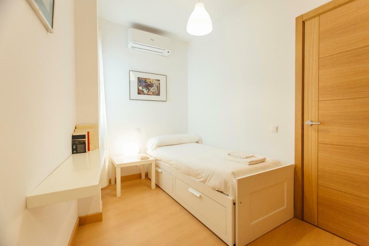 Apartment Bright And Wide 1bd 2bth- Jose Gestoso *