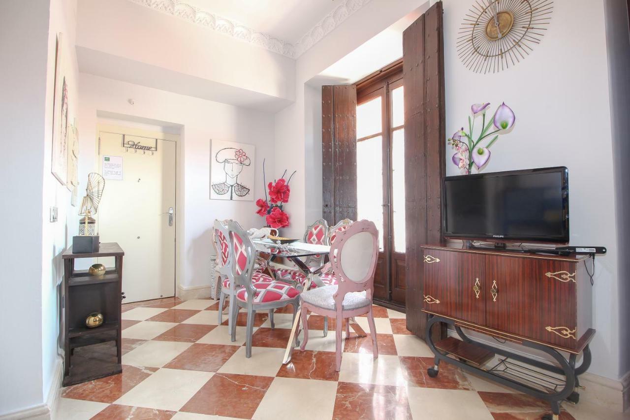 Isbilya Quevedo En Casa Palacio Apartment Seville