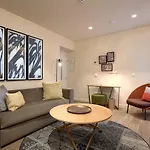 Suites Murillo Plaza Sta. Cruz