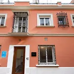 Suites Maestranza - Santas Patronas By Magno Apartments