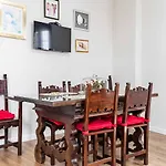 2 Bedrooms 2 Bathrooms - Triana- Seville