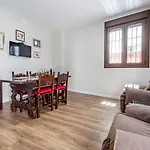 2 Bedrooms 2 Bathrooms - Triana- Seville