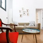 Oasis In The Heart Of Seville - 2 Bedroom Apt