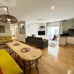 The Zentral Suites & Apartments