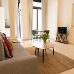 Guzman El Bueno Suites