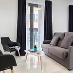 Apartamentos Adriano