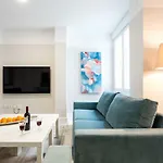 Apartamentos Rg Florida Muralla Alcazar