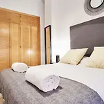 Arenal Carreteria Deluxe Suites By Valcambre