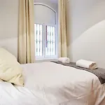 Arenal Carreteria Deluxe Suites By Valcambre