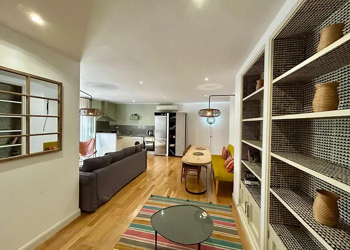 The Zentral Suites & Apartments
