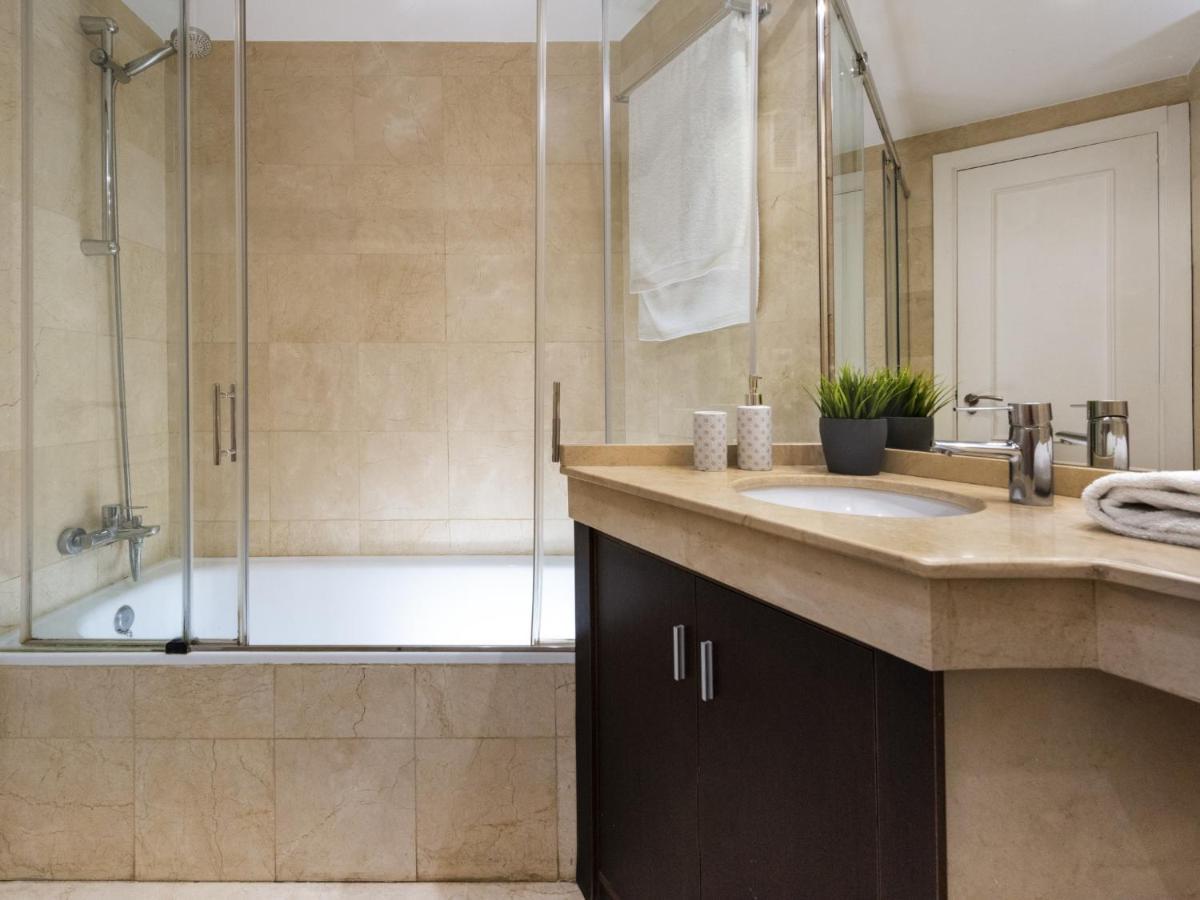 Misterhost San Bernardo Jardines De Murillo Apartment Seville