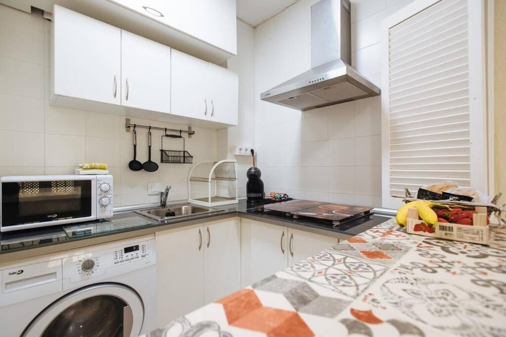 Apartment Cozy And Well Located In The Center Of Seville