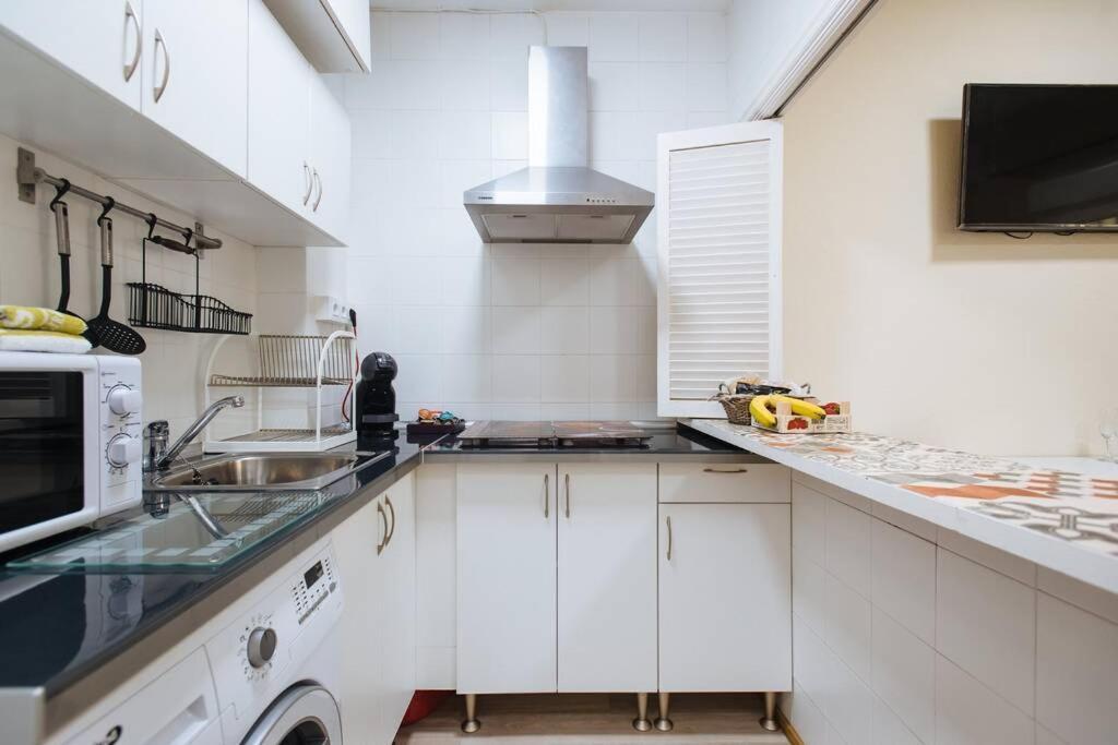 Cozy And Well Located In The Center Of * Seville