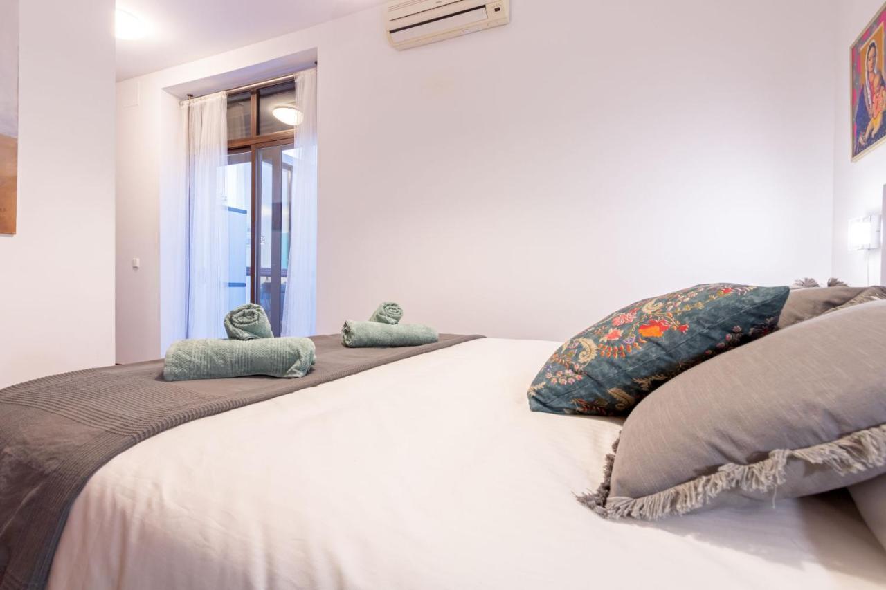 Madrono Regina Apartment