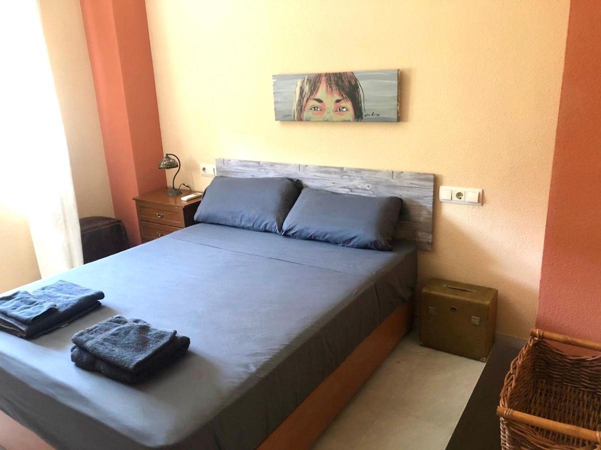 Apartment Junto A Fibes, Amplio, Luminoso, Con Piscina Y Parking Seville
