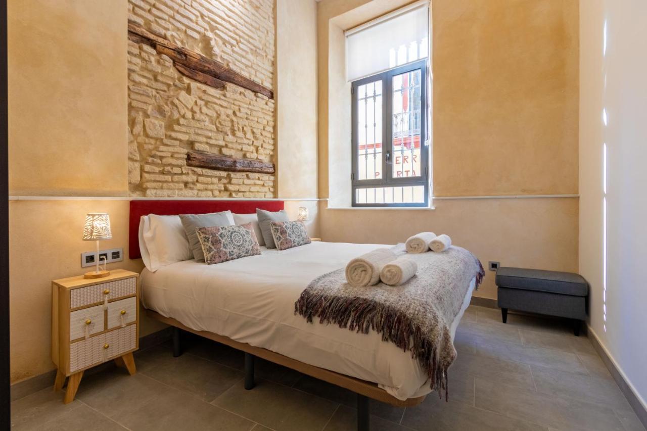 Nine O Clock San Agustin Apartment